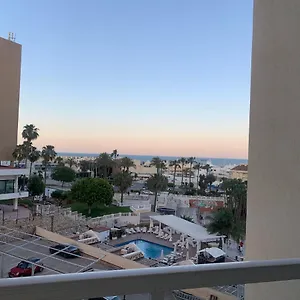 Acogedor Estudio En Primera Línea De Playa , Benalmádena España